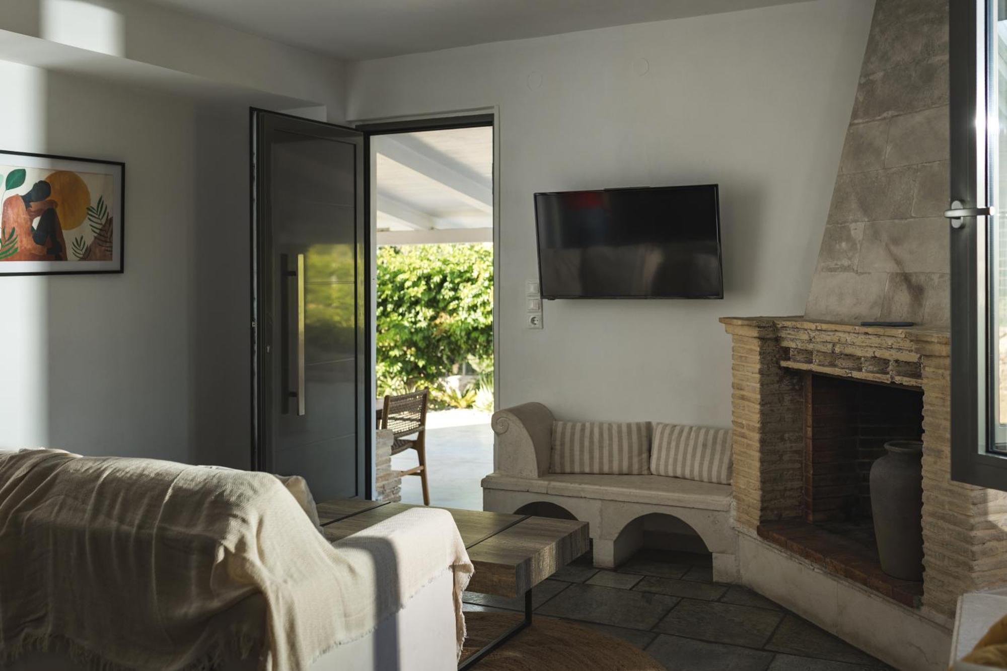Binios Villa - Private Pool, Walking Distance From The Beach Vasilikos  Luaran gambar